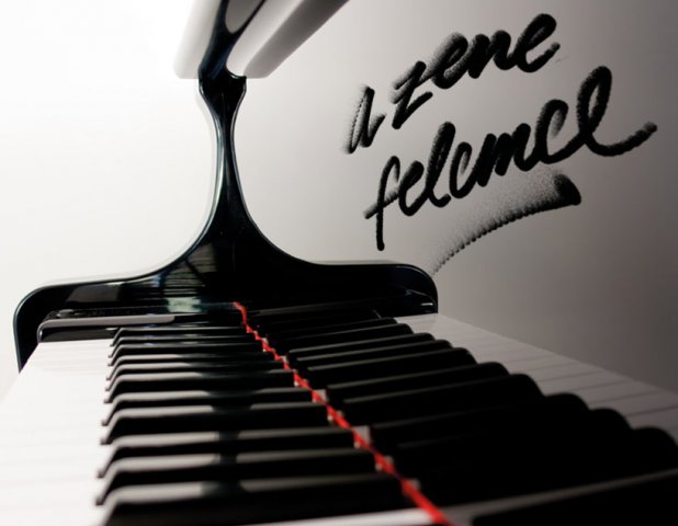 Zongoraest egy zongoráért