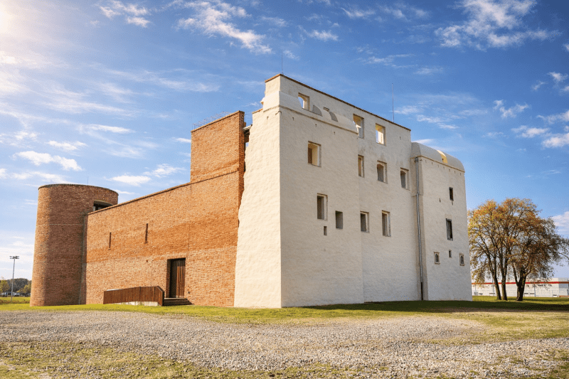 Nincs szezon! Nincs lakat! Egész évben VÁR!