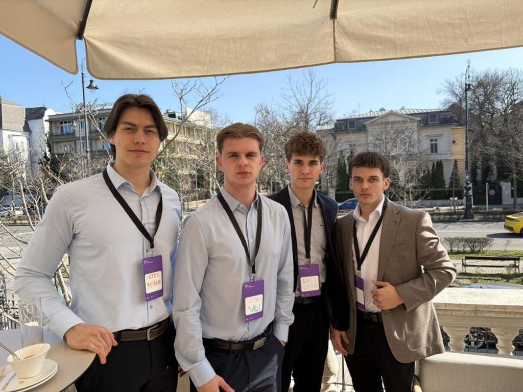 Nagyot alkotott, Magyarországon elsőként, 4 kisvárdai diák!