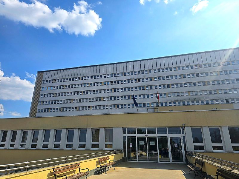 Újabb mérföldkő Kisvárdán: közel 1,9 milliárd forintos fejlesztés a kórházban!