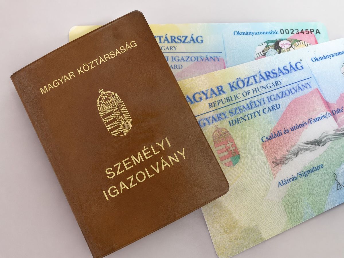 Hamarosan érvényüket vesztik a régi személyazonosító igazolványok!