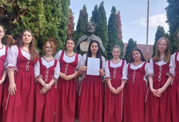 Az országos döntőbe énekelték magukat