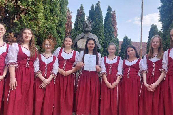 Az országos döntőbe énekelték magukat