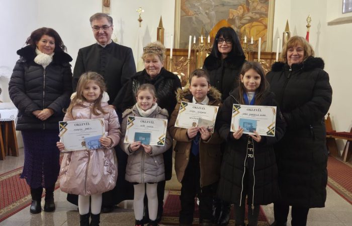 Különleges szavalóverseny a Szent Lászlóban