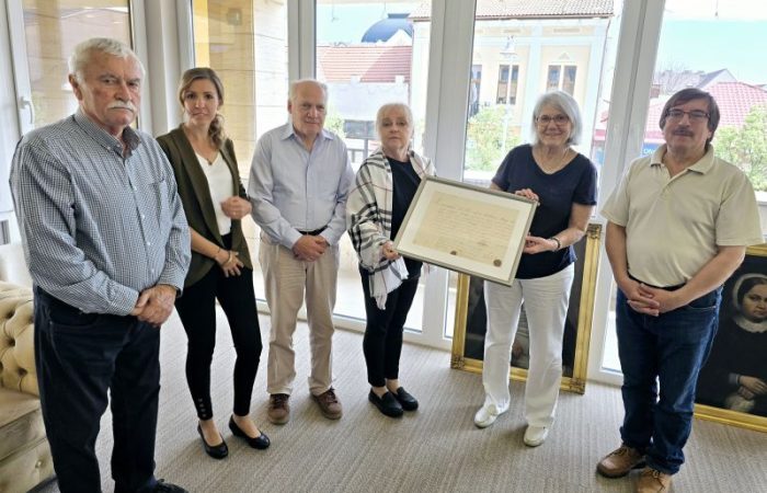 Különleges adomány érkezett Kisvárdára!