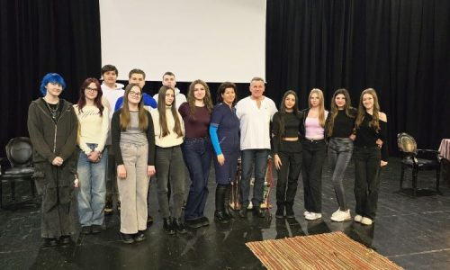 „Szerelmem Erdély” – rendhagyó irodalomóra Rékasi Károllyal