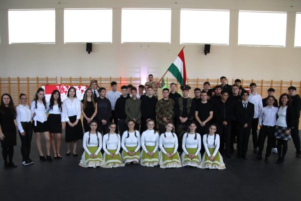 „Van egy seb, mely sosem gyógyul. Ez a gyász csak fáj és fáj.”