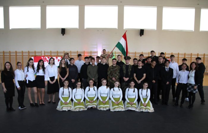 „Van egy seb, mely sosem gyógyul. Ez a gyász csak fáj és fáj.”