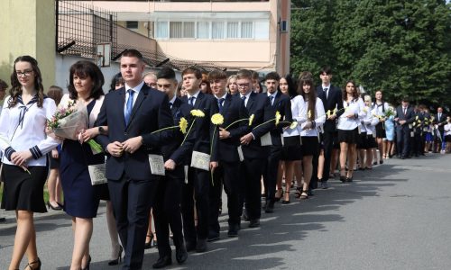 Elballagtak a végzős szentlászlósok