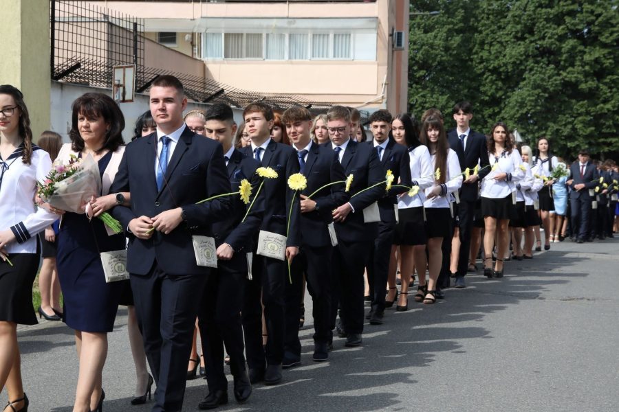 Elballagtak a végzős szentlászlósok