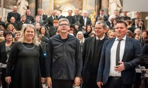 Gyöngyösön és Egerben énekelt az Arcadelt