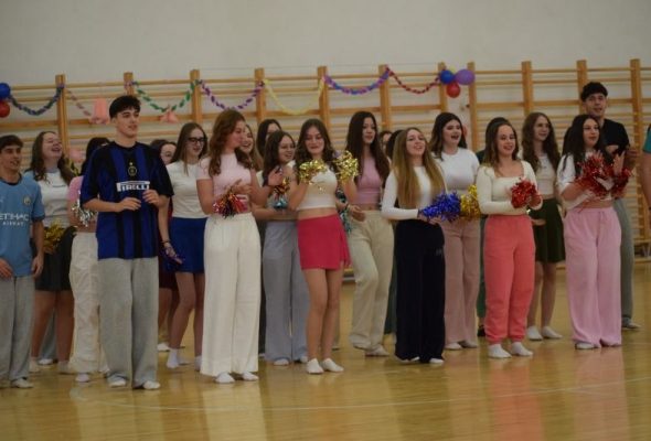 Farsangi hangulat és kreatív műsorok a Szent Lászlóban