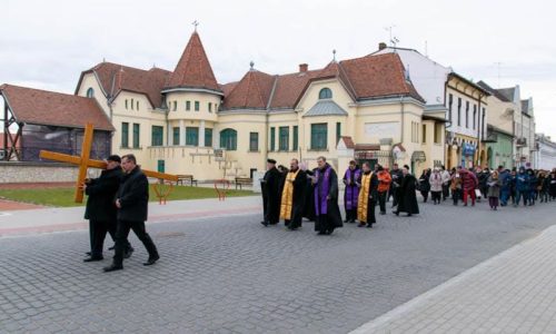 Ökumenikus keresztút – közös imádság és elcsendesedés
