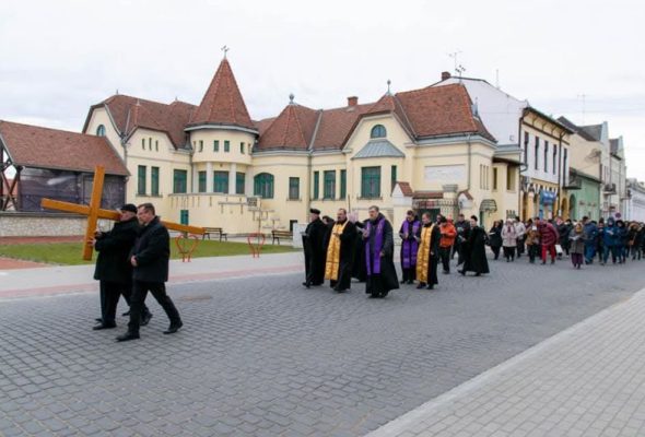 Ökumenikus keresztút – közös imádság és elcsendesedés