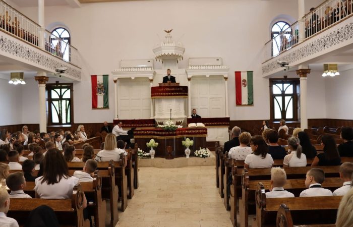 Ünnepélyes tanévnyitó a Várday Katában