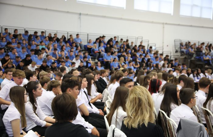 Példamutatás és hivatás – díjátadó a Szent László Katolikus Intézményben