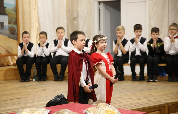 Jóban és rosszban is legyetek szentéletűek!