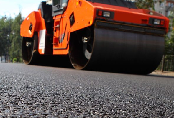 Kezdődik a Kereszt utca aszfaltozása