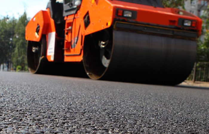 Kezdődik a Kereszt utca aszfaltozása