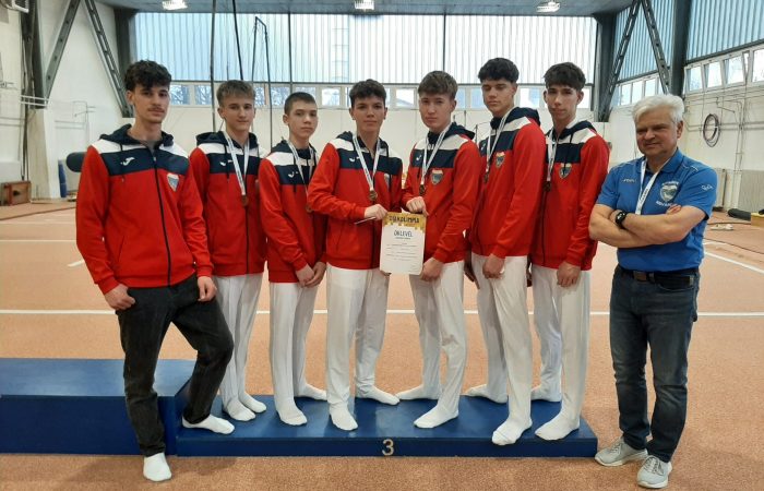 Bessenyeis fiú tornászok a diákolimpia országos elődöntőjén