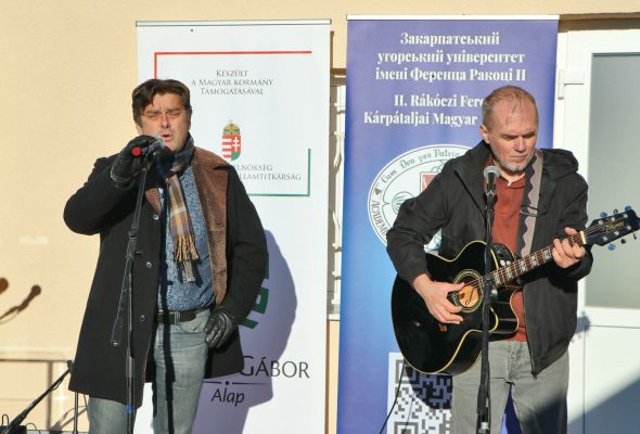 Cipő Emlékházat és zenei stúdiót avattak Kisgejőcön