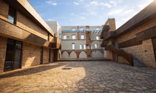 Ha a múlt hívna, felvennéd? Lépj be egy időkapun!