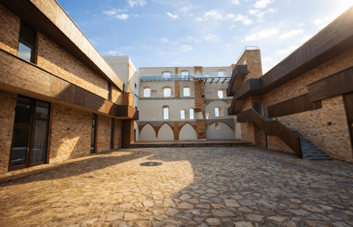 Ha a múlt hívna, felvennéd? Lépj be egy időkapun!