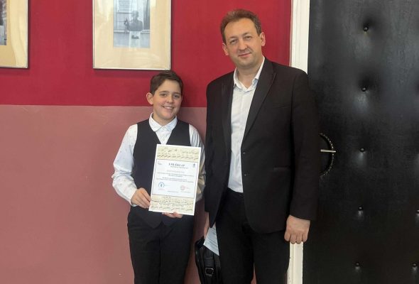 Nemzetközi szinten a legjobbak között a kisvárdai zongorista!