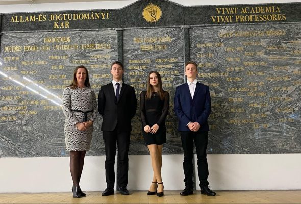 Jogtörténeti döntőn remekeltek a kisvárdai Igazságosztók és Kegyelmezők