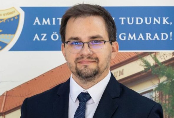 Szavazzunk DR. KONCZ GÁBOR főigazgatóra!