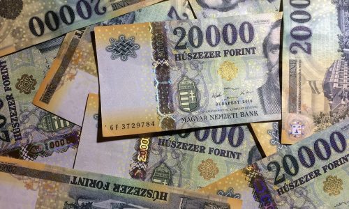 Idén is kapnak ÖNKORMÁNYZATI TANÉVKEZDÉSI TÁMOGATÁST a kisvárdai diákok!