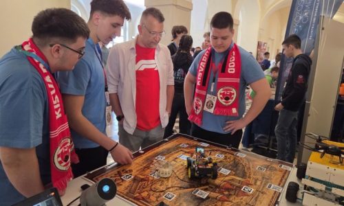 Az ország legjobb FLL csapatai között a Szent László